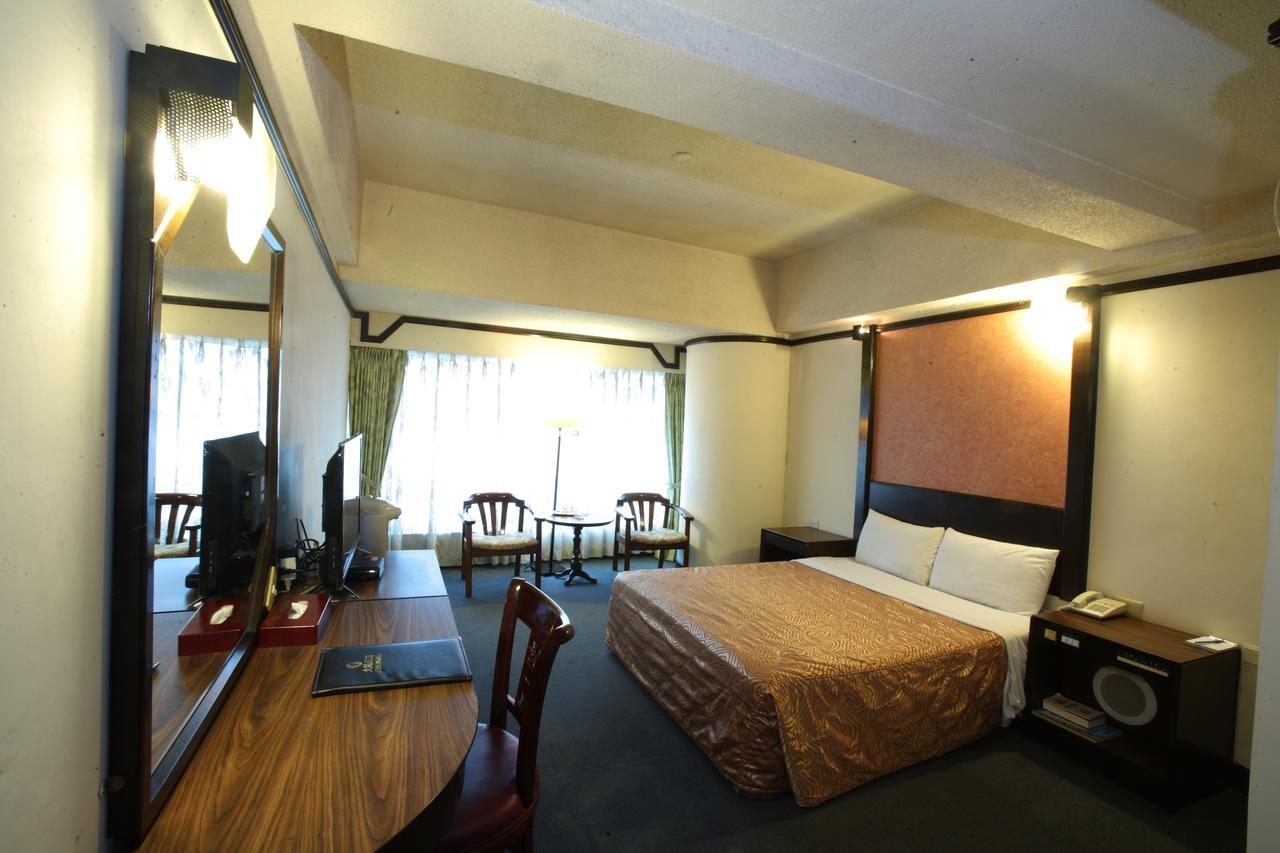 Sun Hotel Тайчжун Экстерьер фото