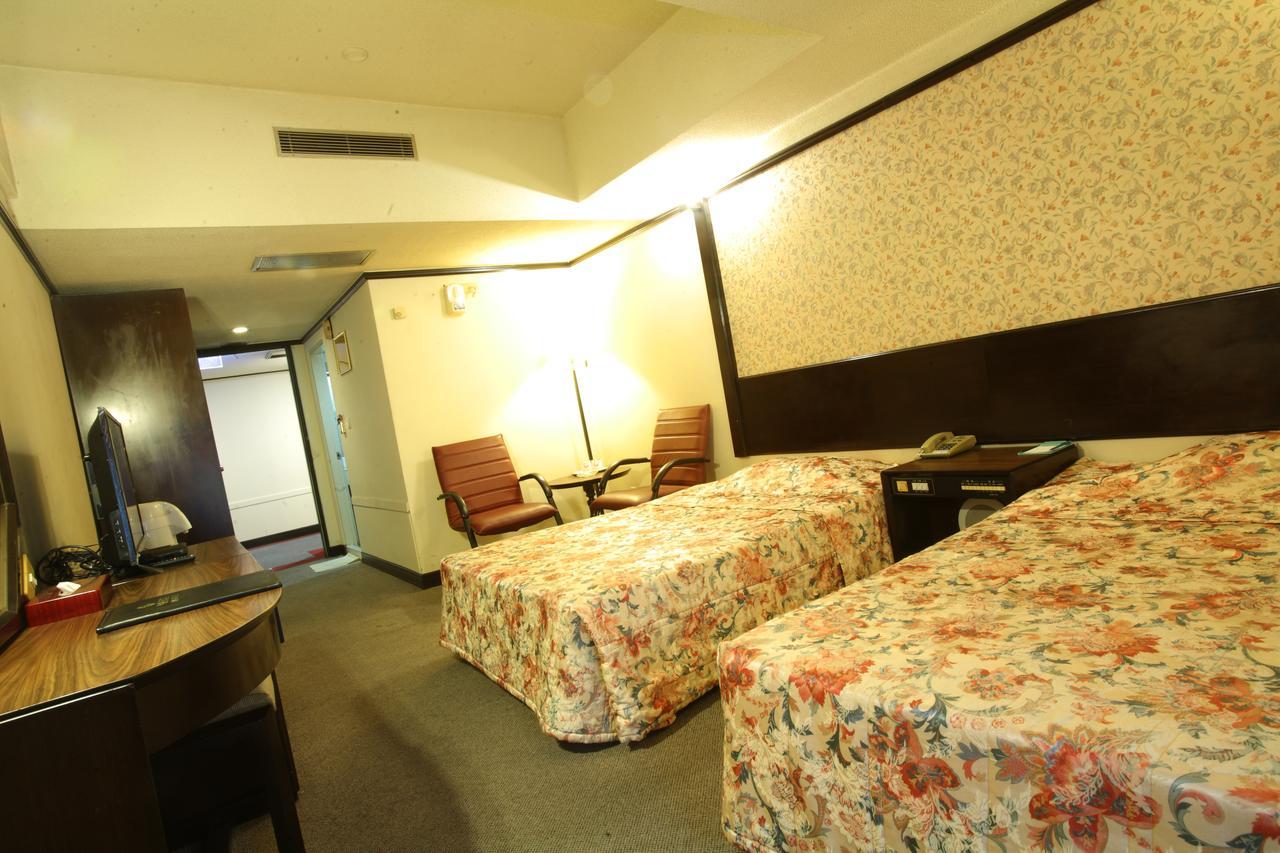 Sun Hotel Тайчжун Экстерьер фото
